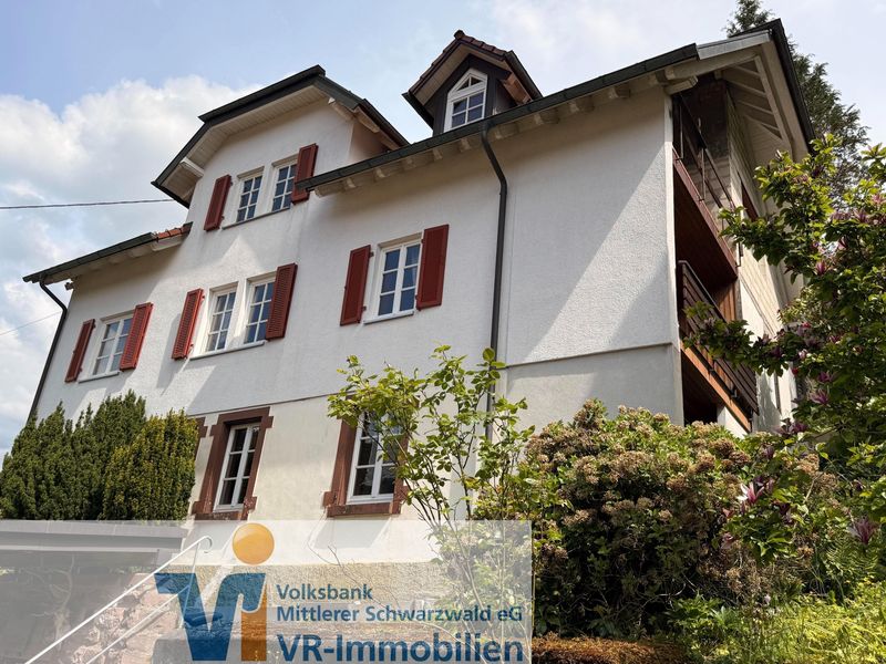 Über den Dächern der Altstadt von Schiltach – Mehrfamilienhaus mit Charme und Potenzial